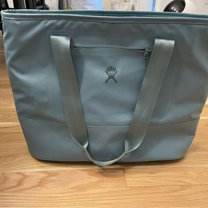 Hydro Flask 20L Cooler Tote